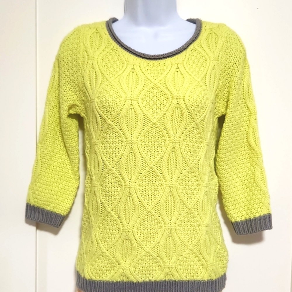 Bebe Grey & Yellow Knit Sweater
